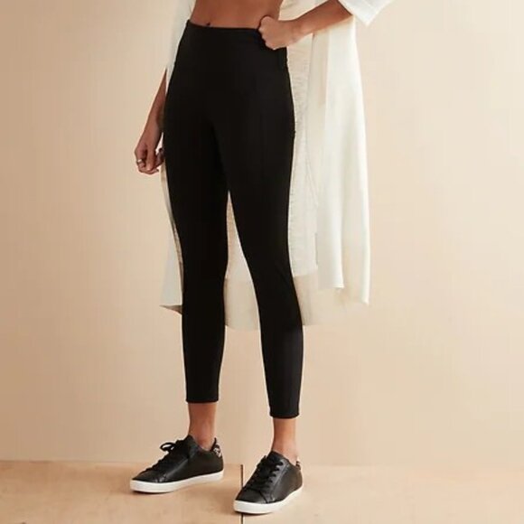 Banana Republic 'On the Go' 7/8 Leggings in Dusty Olive Green - Picture 1 of 2